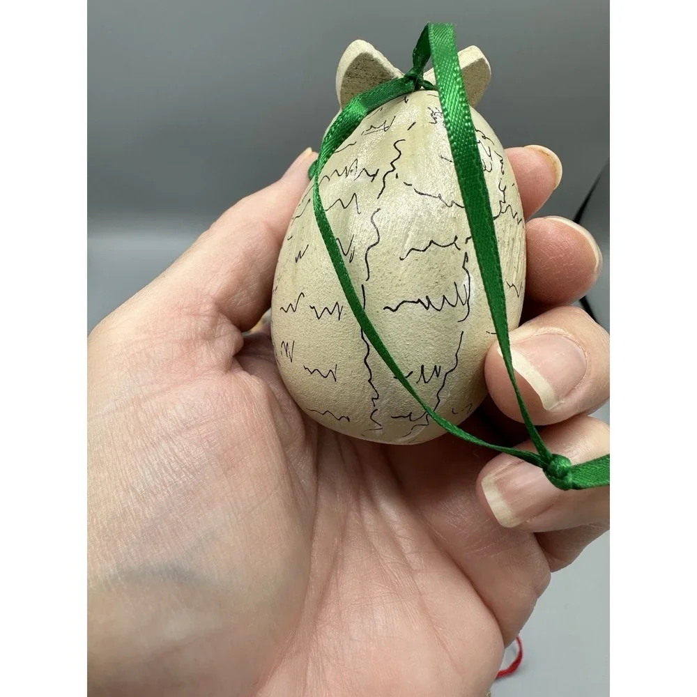 8 Lot Christmas Ornaments That Are Adorable Wood And Resin